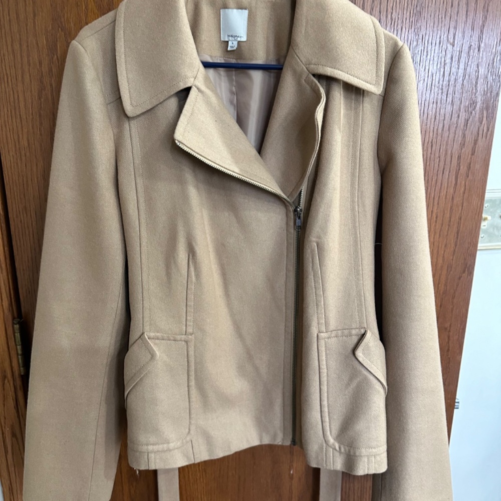 Tan Jacket - Picture 2 of 3